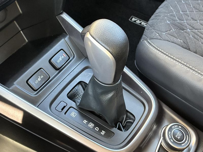 Suzuki Vitara 1.4 BoosterJet 6AT 4x4 Eleganc - fotka 21 z 22