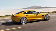Neoficiální ilustrace čtyřdveřového Mercedesu-AMG GT.