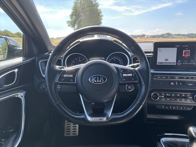 Kia ProCeed 1,4 T-GDI 103kW GT-Line CZ - fotka 16 z 37