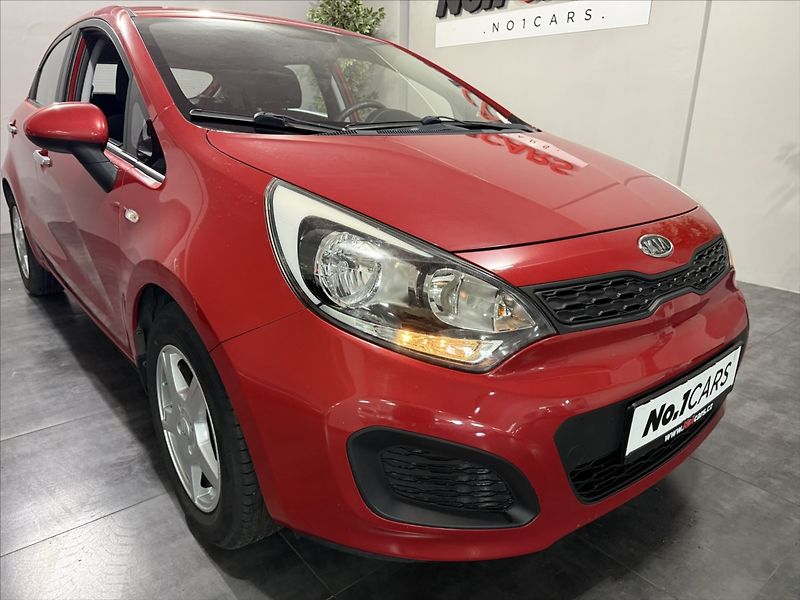 Kia Rio 1,3   i KLIMA HEZKÝ STAV ALU - fotka 23 z 24