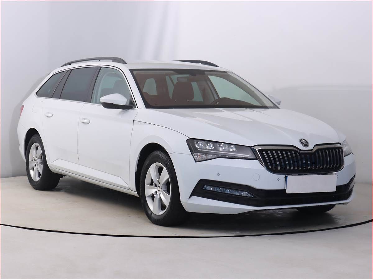 Škoda Superb 2.0 TDI, Automat, Navi