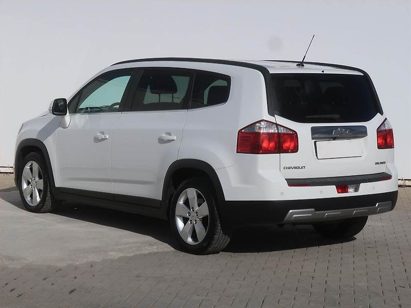 Chevrolet Orlando (2013) 2.0 VCDi, 7 míst, Tempomat - fotka 4 z 18