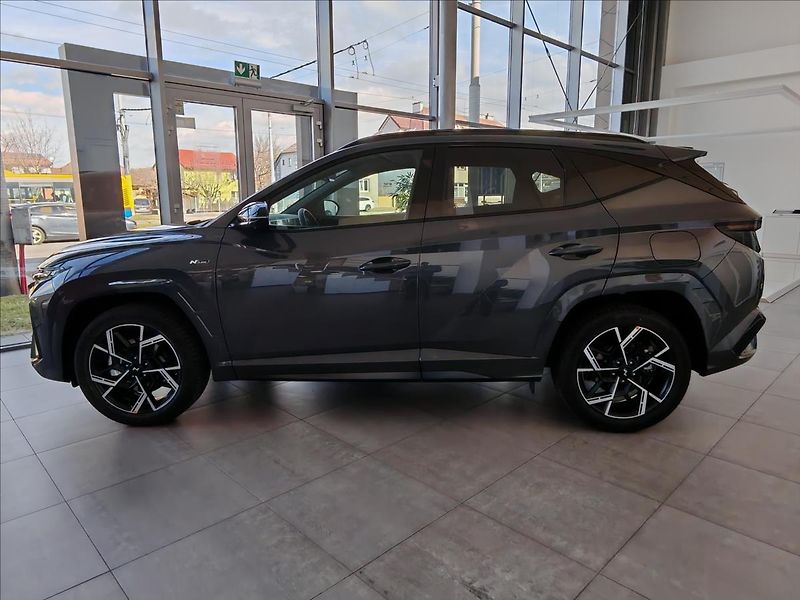 Hyundai Tucson (2025) 1,6 T-GDi MHEV  N Line Style P - fotka 2 z 10