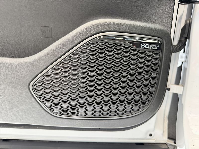Omoda 5 0,0   EV Premium - fotka 9 z 12