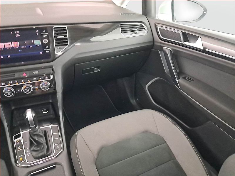 Volkswagen Golf Sportsvan (2019) 1.5 TSI, Automat, Serv.kniha - fotka 8 z 20
