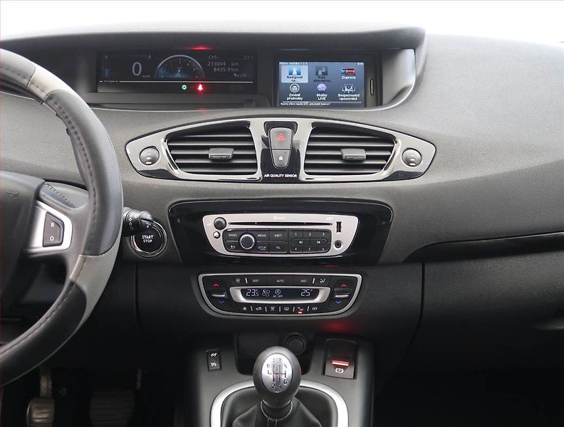 Renault Scénic (2012) 1.5 dCi, nová STK - fotka 12 z 20