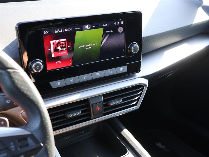Seat Leon 2,0 TDI 110kW DSG FR CZ DPH - fotka 20 z 29