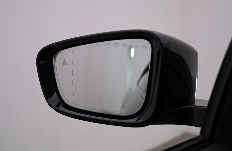 BMW i4 eDrive40 GC SoH 96% Tažné Kam - fotka 19 z 26