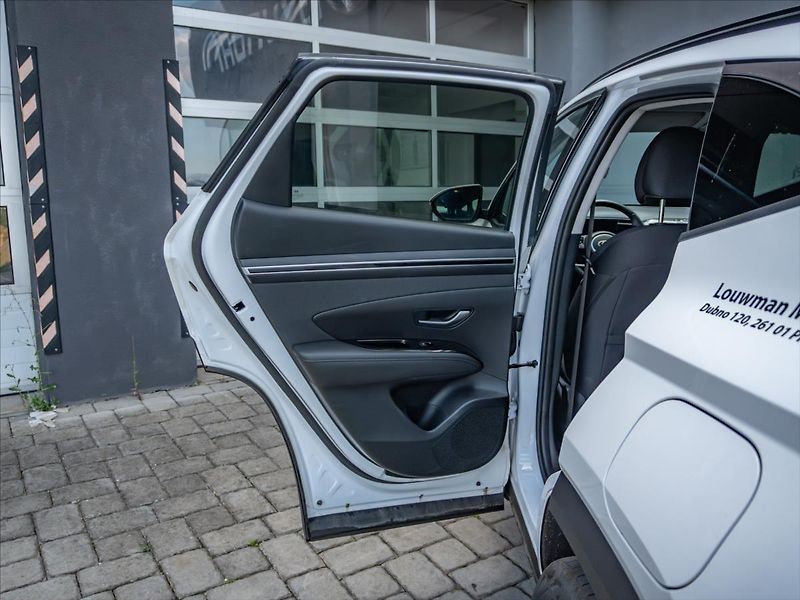 Hyundai Tucson 1,6   T-GDI 2WD MT FREEDOM - fotka 15 z 15