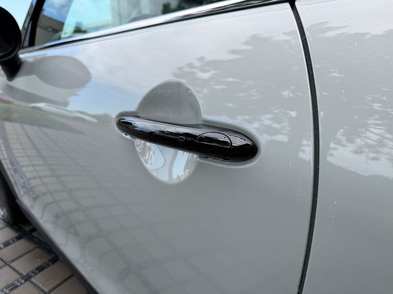 Mini Cooper SE 135 kW HUD REZERVACE - fotka 7 z 33