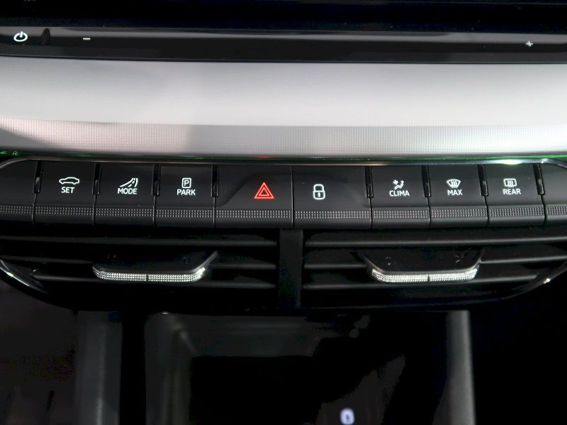 Škoda Octavia (2024) FRESH PLUS 1.5TSI 110KW ZÁRUKA - fotka 27 z 37