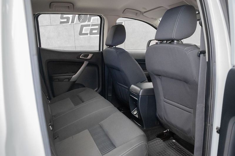 Ford Ranger 2.0 XLT*Naviják*4x4*TAŽNÉ*ČR 1 - fotka 12 z 40