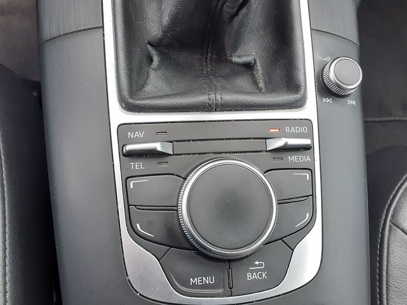 Audi A3 (2013) 1.6 TDi - fotka 15 z 26