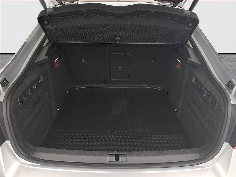 Škoda Superb (2015) Style 2.0 TDI, Kůže, Navi - fotka 14 z 19