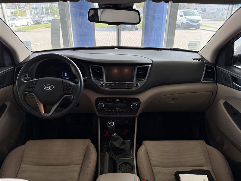 Hyundai Tucson 1,7   64tkm, ČR, SERVISNÍ KNÍŽ - fotka 22 z 25