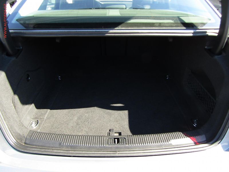 Audi A6 (2015) 3.0 TDi quattro, AT, bixen - fotka 7 z 20