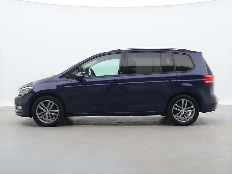 Volkswagen Touran 2,0 TDI 110kW DSG Sound 7-Míst - fotka 4 z 34
