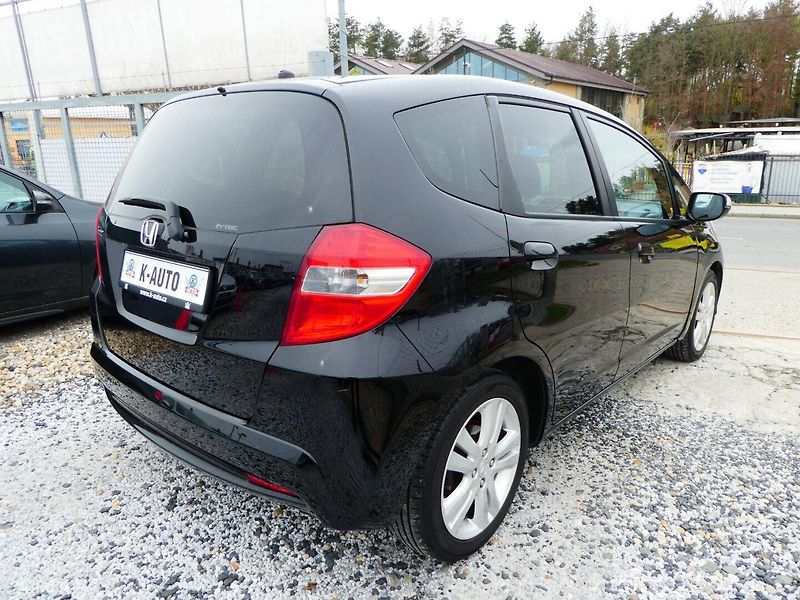 Honda Jazz (2012) 1.4i 73kW*Automat*Panorama* - fotka 4 z 32
