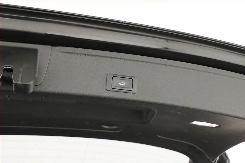 Audi A4 (2018) 35 TDI, Automat, Kůže, Navi - fotka 18 z 21