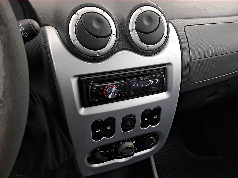 Dacia Logan (2010) 1.5 dCi, po STK, Tažné - fotka 12 z 14