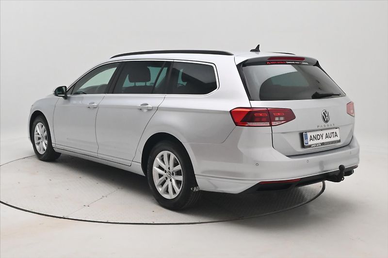 Volkswagen Passat 2,0 TDI 110 kW DSG Business Zá - fotka 7 z 32