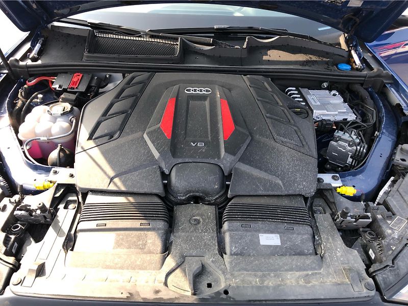 Audi SQ7 4.0 TFSI - fotka 30 z 30