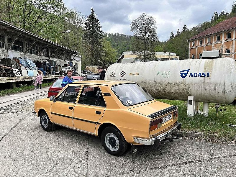 Motorističtí nadšenci pořádali na zahájení sezony v Adamově tradiční Zaklikovanou. Po přehlídce v areálu bývalých Adamovských strojíren následovala spanilá jízda Moravským krasem.