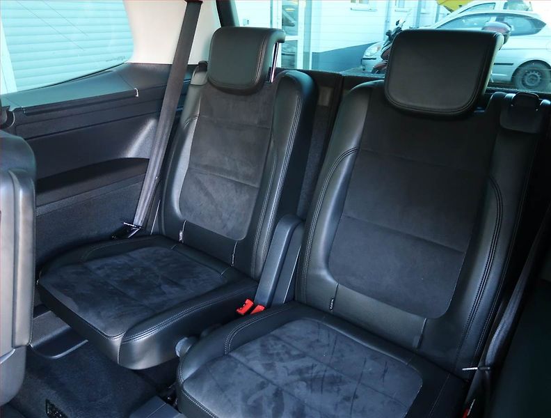 Volkswagen Sharan (2013) Highline 2.0 TDI, Automat - fotka 22 z 24