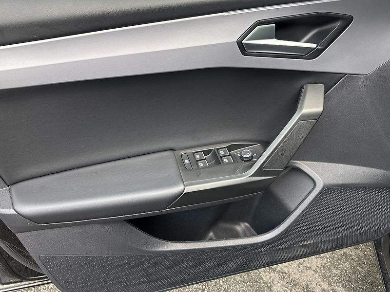 Seat Leon FR DSG,1maj,ČR - fotka 13 z 26