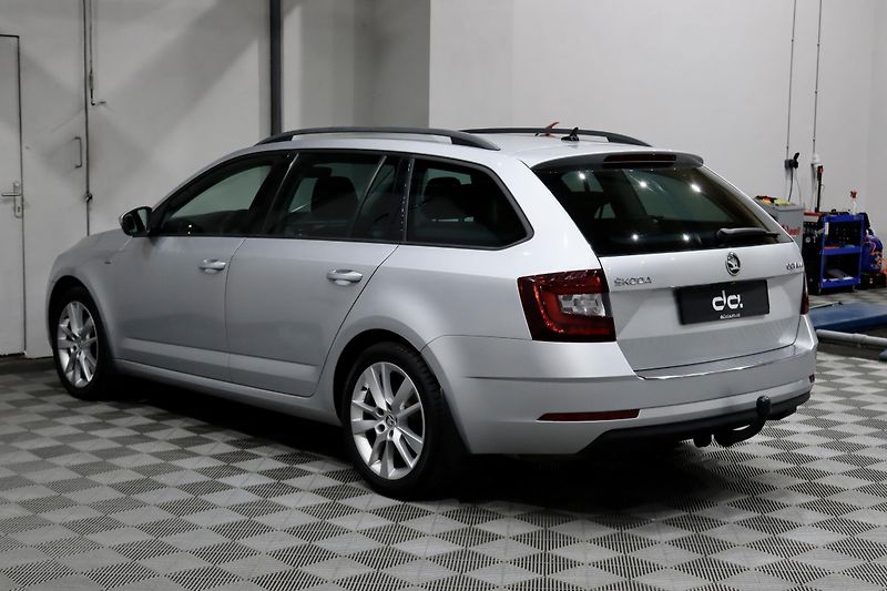 Škoda Octavia 3 FL Combi 1.8 TSI 132 kW DSG - fotka 5 z 38