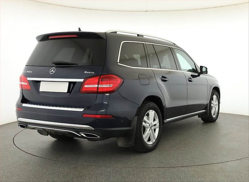 Mercedes-Benz GLS (2017) 350 d 4MATIC - fotka 5 z 21