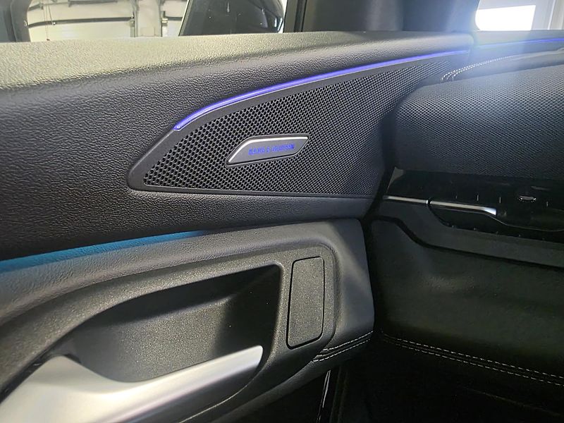 Audi SQ6 e-tron (2025) Edition One Blue - fotka 24 z 33