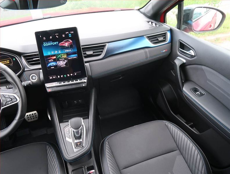 Renault Captur (2025) esprit Alpine E-Tech Full Hybr - fotka 8 z 19