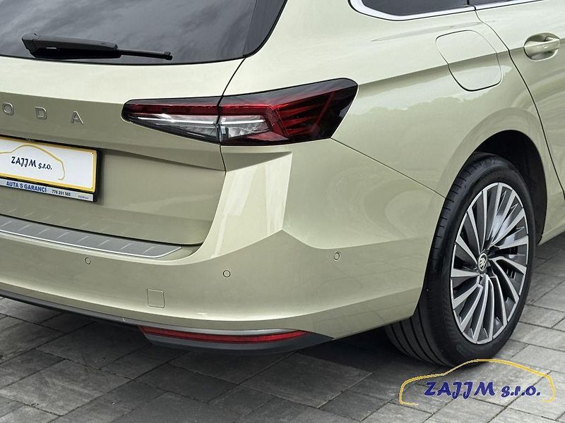 Škoda Superb L&K 2.0TDI DSG - fotka 13 z 52
