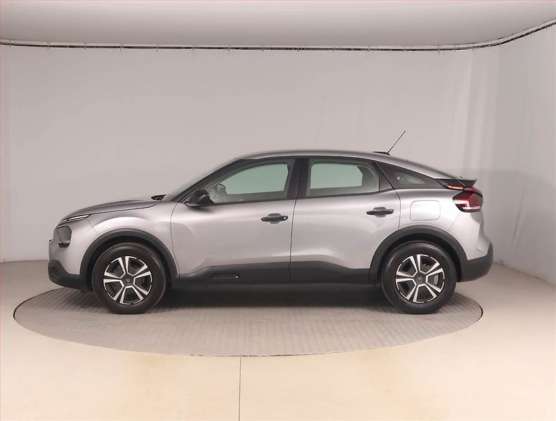Citroën C4 (2021) 1.2 PureTech, Navi, Tempomat - fotka 3 z 18