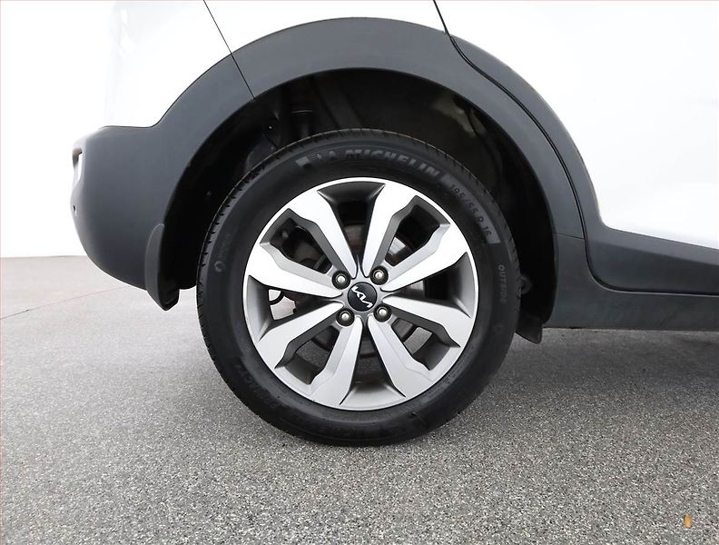 Kia Stonic (2023) Exclusive 1.0 T-GDI, EXCLUSIVE - fotka 19 z 19