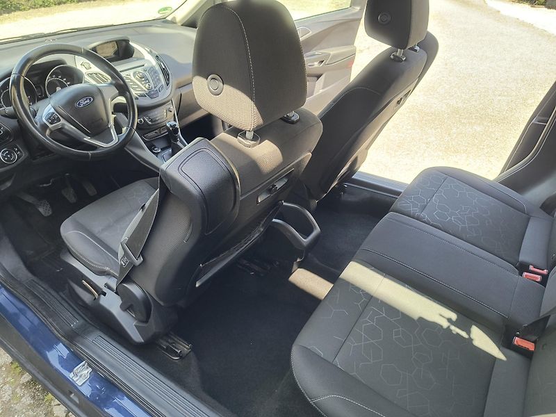 Ford B-MAX (2014) 1.4 66KW/VYHŘ.SED+SKLO/AC/ESP - fotka 23 z 54