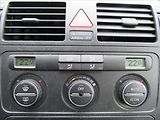 Volkswagen Touran 1,6 MPi 75kW - náhled 16