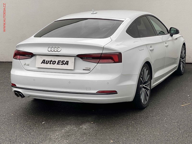 Audi A5 (2018) 2.0TDi Quattro, ČR, AT, LED - fotka 4 z 20