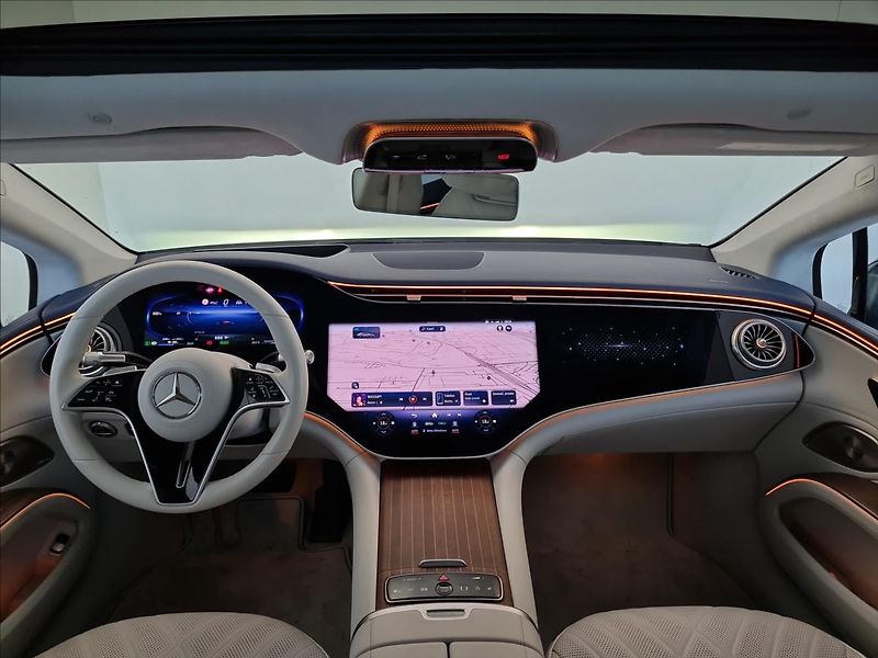 Mercedes-Benz EQS 580 4MATIC AMG Line - fotka 13 z 23