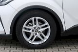 Toyota C-HR (2023) Comfort Business 1,8  Hybrid e - náhled 30