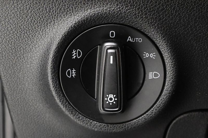 Škoda Karoq 2,0 TDI 85 kW DSG  VIRTUAL Zár - fotka 26 z 30
