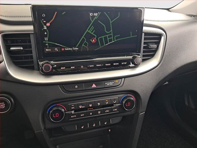 Kia Ceed (2023) Top 1.5 T-GDI, ČR,1.maj - fotka 16 z 17