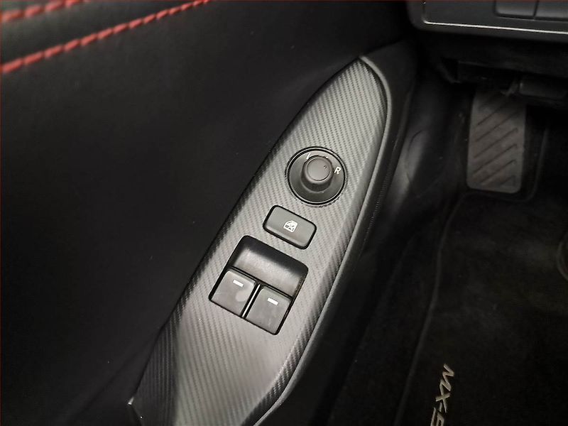 Mazda MX-5 (2017) 1.5 Skyactiv G - fotka 16 z 18