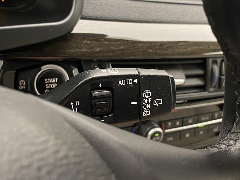 BMW X5 XDRIVE 30d AUT CZ - fotka 22 z 65