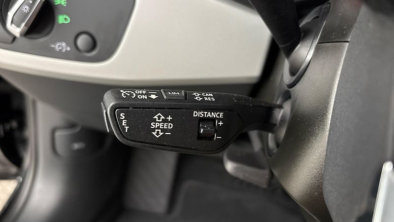 Audi A4 2.0 40TDI S Tronic Quattro - fotka 14 z 29