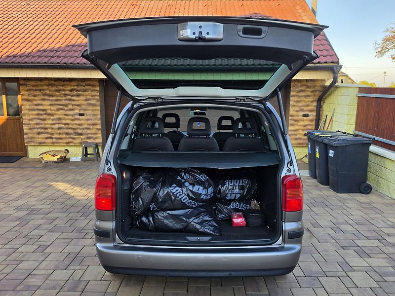Seat Alhambra 2.0TDi 140PS REFERENCE*2xSADA* - fotka 26 z 46