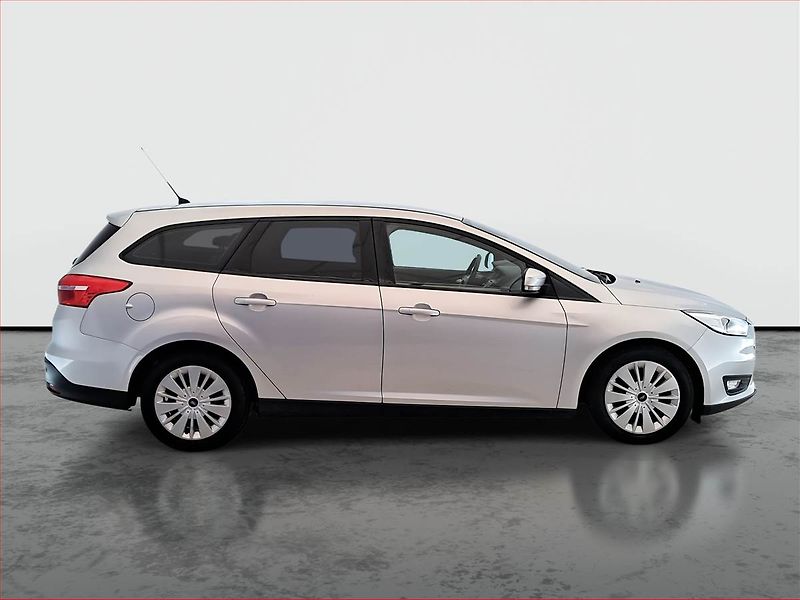 Ford Focus (2015) 1.5 TDCi, Serv.kniha, Tempomat - fotka 6 z 15
