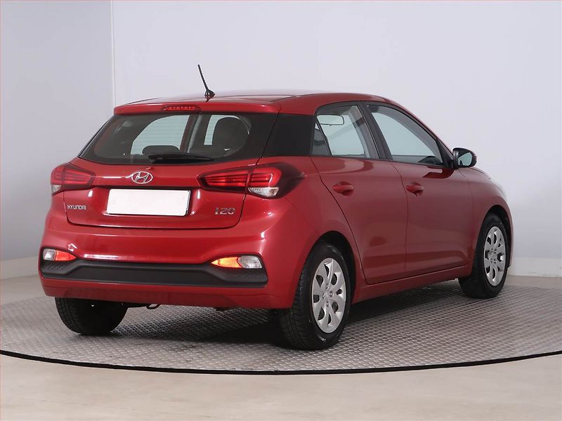 Hyundai i20 (2019) 1.2 - fotka 5 z 15