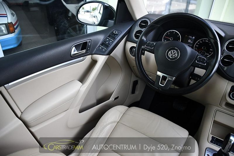 Volkswagen Tiguan 2.0TDi 103kW PANO TAŽNÉ - fotka 23 z 54